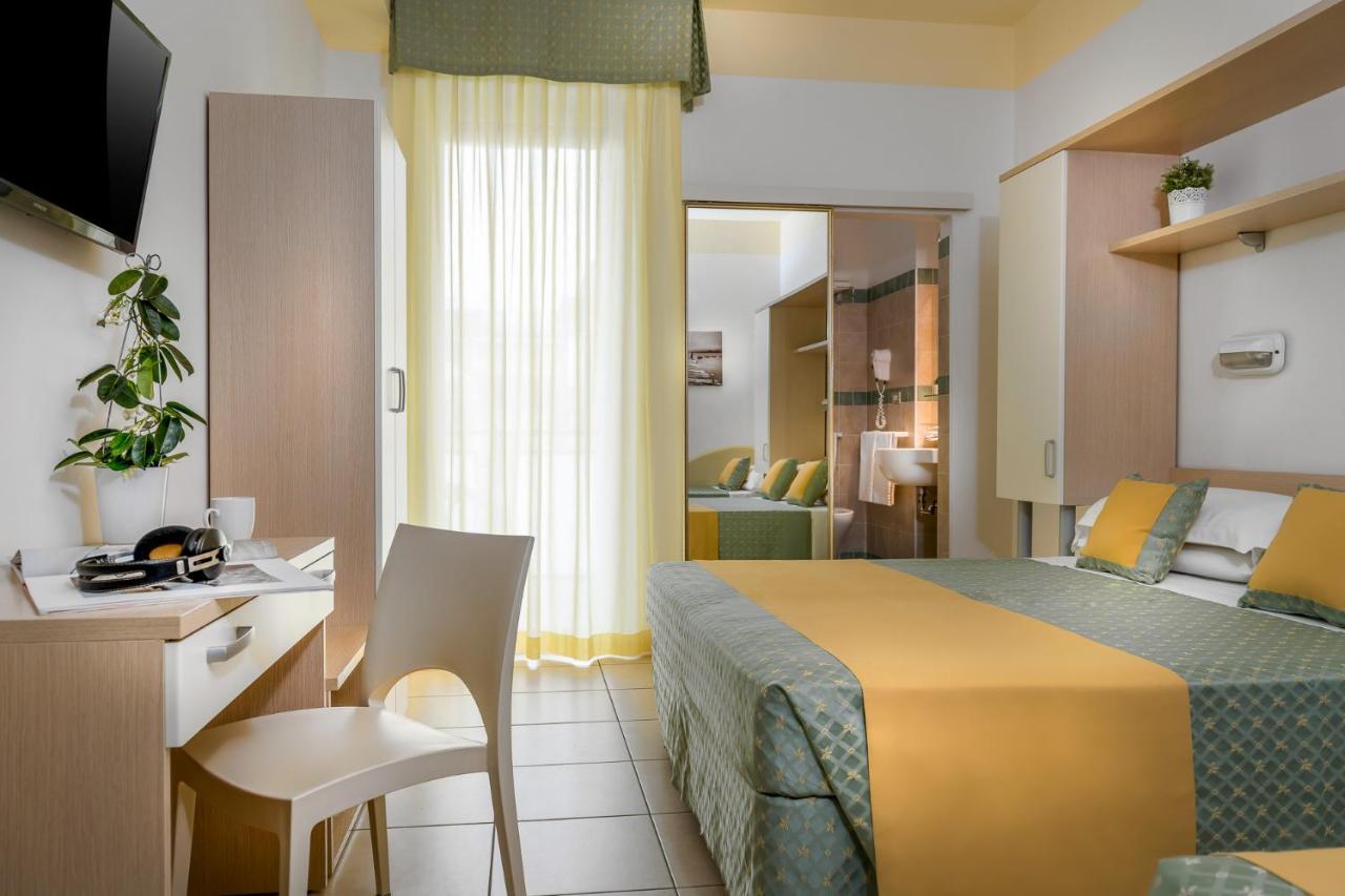 Hotel Principe Каттолика Экстерьер фото