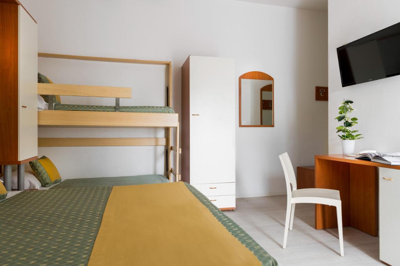 Hotel Principe Каттолика Экстерьер фото