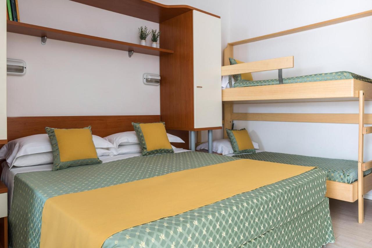 Hotel Principe Каттолика Экстерьер фото